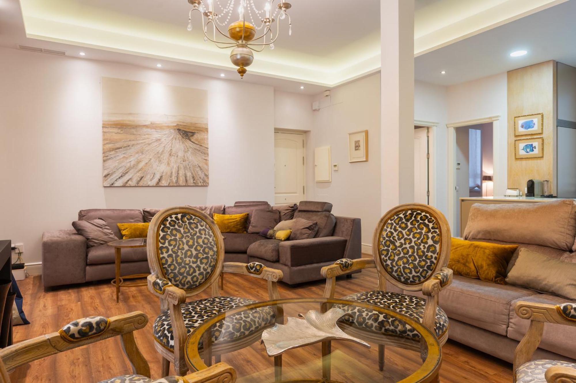 Centro Luxe 3 Rooms Севилья Экстерьер фото