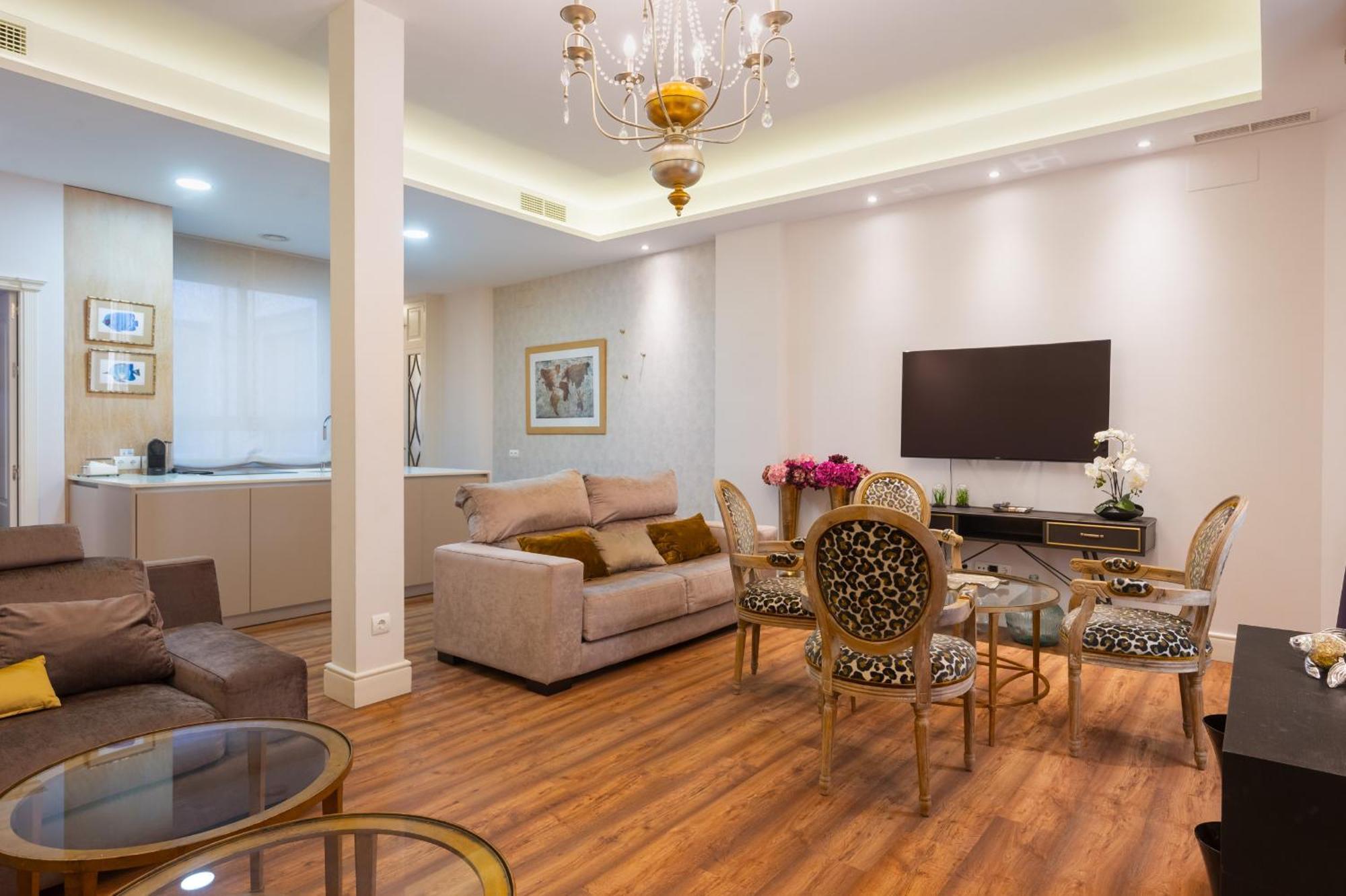 Centro Luxe 3 Rooms Севилья Экстерьер фото